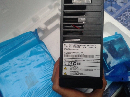 ขายตัวปรับรอบของมอเตอร์3สายขนาด1แรง(INVERTER)  ยี่ห้อ DANFOSS VLT 2800  ของใหม่  ขายถูกๆ 4500 บาท