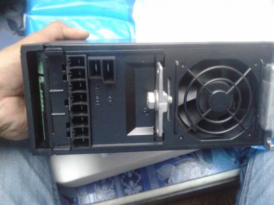 ขายตัวปรับรอบของมอเตอร์3สายขนาด1แรง(INVERTER)  ยี่ห้อ DANFOSS VLT 2800  ของใหม่  ขายถูกๆ 4500 บาท