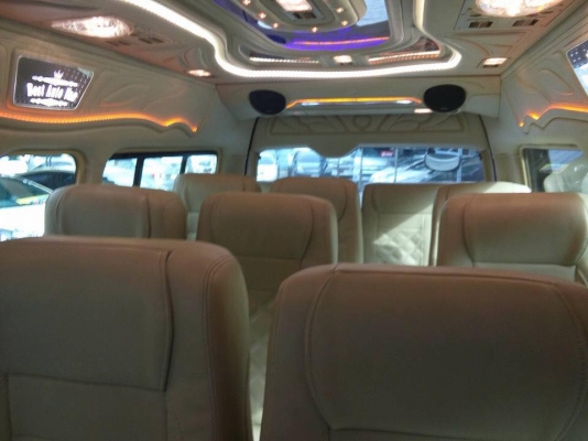 โทร 0922726669คุณ ตันหยงดูแลค่ะ รถตู้ดีเซลล์ แต่งวีไอพี ปี 2012 แอร์ไมโครบัส