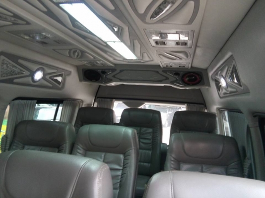 ขายด่วนๆ. รถตู้TOYOTA COMMUTER. ตู้ D4D  2500  CC   MT 2012  วีไอพี เต็มๆ. ราคา 858,000 บาทค่ะ. โทร 0922726669 ตันหยงค่ะ