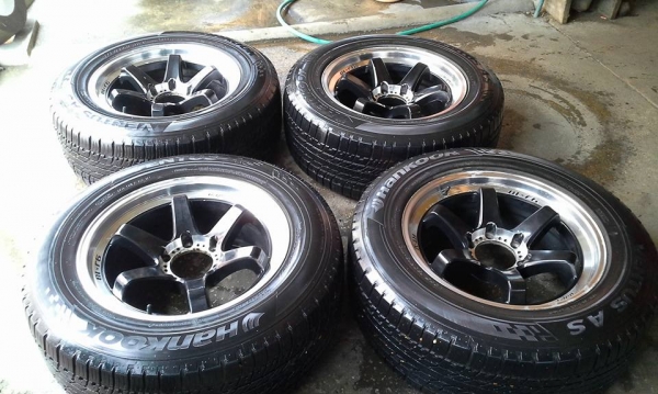 ล้อขอบ18*9พร้อมยาง13000