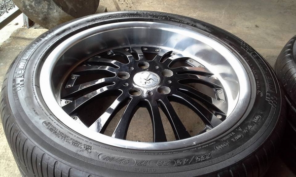 ขายล้อ17*7.5พร้อมยาง7000