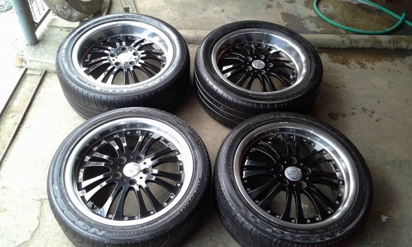 ขายล้อ17*7.5พร้อมยาง7000