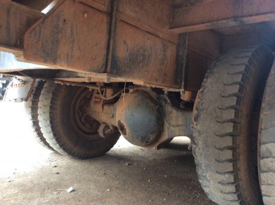 HINO10ล้อ (KT 725) เบรคลมดัน 2เพลา ท้ายลาด พร้อมเฮี๊ยบ5ตัน เครื่องดี ครัทซีสวย ขาย 600,000 บาท (ศุภากร 081-1903107, 0814252943)