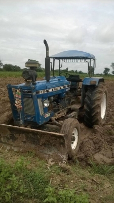 ฝากขายford 6600  340000 ครับ
