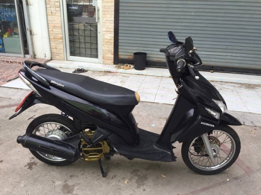 ขาย Click เครื่องเดิมๆ สนใจมาลองขี่ได้เลยคับ สภาพสวย เอกสารครบ เล่ม ชุดโอน