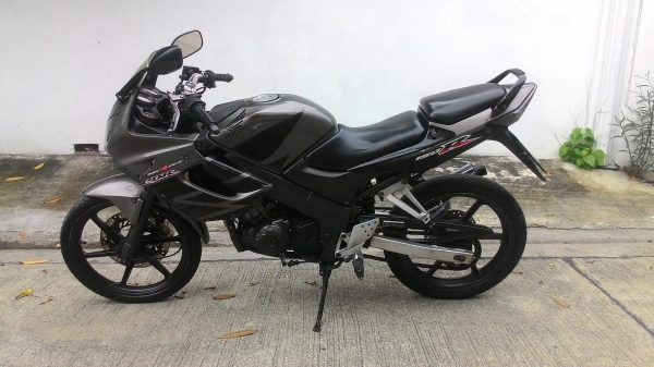 ขาย CBR150 เครื่องเดิมๆ เงียบๆ สภาพสวย เอกสารครบ เล่ม ชุดโอน ภาษีไม่ขาด