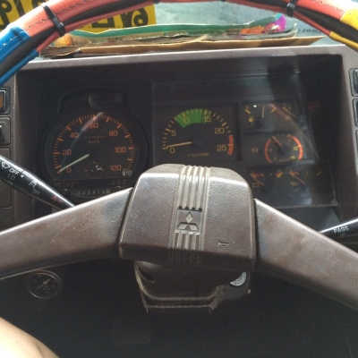 ขาย10ล้อ มิตซู เฉินหลง กระบะพื้นเรียบ