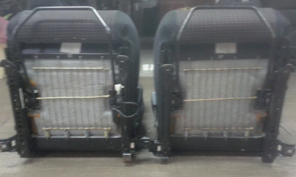 เบาะคู่หน้าRECAROแท้รุ่นRALLI ARTของMitsuปีกดำผ้ากลางแดงลายตรางดำ+รางแท้