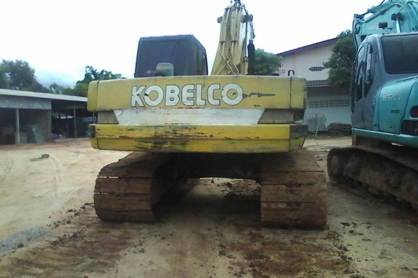 รถแบคโฮ KOBELCO SK200 M3 ไฟฟ้าครบ มีทะเบียนพร้อมโอน รถแบคโฮ KOBELCO SK200 M3 ไฟฟ้าครบ มีทะเบียนพร้อมโอน