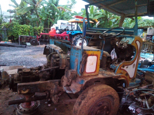 ขายครับเครื่องเกียร์ช่วงล่าง อีแต๋น ตามรูปครับเครื่องดี เกียร์ดี100แรงฮีโน่