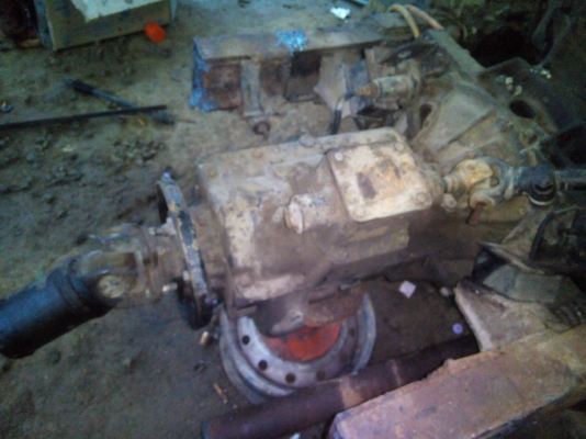 ขายครับเครื่องเกียร์ช่วงล่าง อีแต๋น ตามรูปครับเครื่องดี เกียร์ดี100แรงฮีโน่