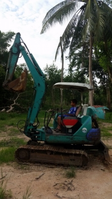 ขายรถขุด แมคโครเล็ก komatsu pc30-7 สภาพพร้อมใช้งาน ขายรถขุด แมคโครเล็ก komatsu pc30-7 สภาพพร้อมใช้งาน