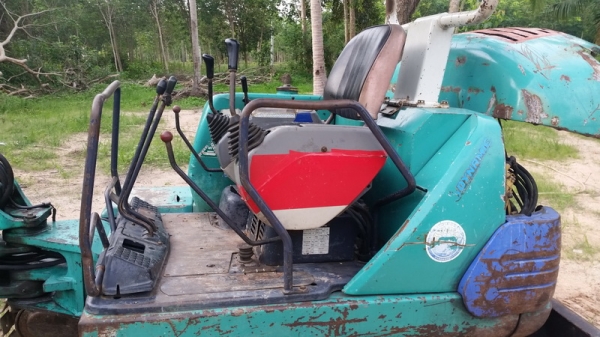 ขายรถขุด แมคโครเล็ก komatsu pc30-7 สภาพพร้อมใช้งาน ขายรถขุด แมคโครเล็ก komatsu pc30-7 สภาพพร้อมใช้งาน