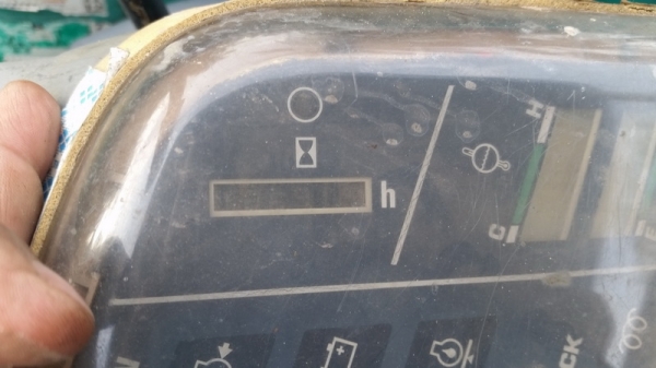 ขายรถขุด แมคโครเล็ก komatsu pc30-7 สภาพพร้อมใช้งาน ขายรถขุด แมคโครเล็ก komatsu pc30-7 สภาพพร้อมใช้งาน