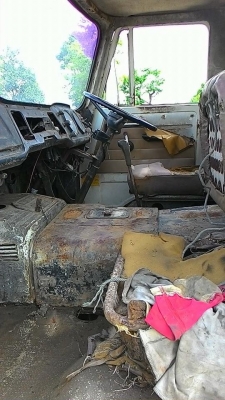 รถหกล้อ HINO KM ราคาต่อรอง เครื่ิอง ๑๔๐ แรงม้า รถหกล้อ HINO KM ราคาต่อรอง เครื่ิอง ๑๔๐ แรงม้า
