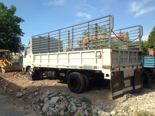 รถหกล้อ FC2W5 HINO 5.5 เมตร ใช้งานได้ สนใจติดต่อ 0890854790 รถหกล้อ FC2W5 HINO 5.5 เมตร ใช้งานได้ สนใจติดต่อ 0890854790