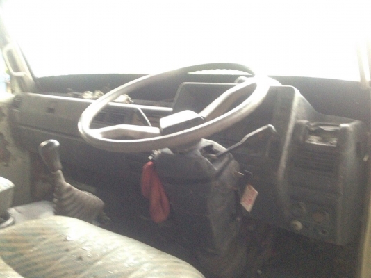 รถหกล้อ FC2W5 HINO 5.5 เมตร ใช้งานได้ สนใจติดต่อ 0890854790 รถหกล้อ FC2W5 HINO 5.5 เมตร ใช้งานได้ สนใจติดต่อ 0890854790