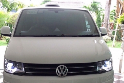 รถตู้โฟร์ค รถ2ปี ออกศูนย์แท้ ดีเซล เหลือประกันซ่อมฟรีที่ศูนย์ แต่ง vip กระจกกันสองชั้นระหว่างคนขับกันเสียง เครื่องเสียงแต่งที่ mirage มีทีวี รถตู้โฟร์ค รถ2ปี ออกศูนย์แท้ ดีเซล เหลือประกันซ่อมฟรีที่ศูนย์ แต่ง vip กระจกกันสองชั้นระหว่างคนขับกันเสียง เครื่องเสียงแต่งที่ mirage มีทีวี