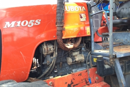 ขาย KUBOTA M105S มีอุปกรณ์ ดันหน้าผานหลัง รถห้างแท้ใช้งาน ทะเบียนไม่ขาด