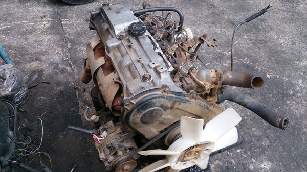 ขายเครื่องยนต์ TOYOTA 2L 16850 บาท ขายเครื่องยนต์ TOYOTA 2L 16850 บาท
