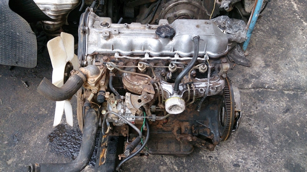 ขายเครื่องยนต์ TOYOTA 2L 16850 บาท