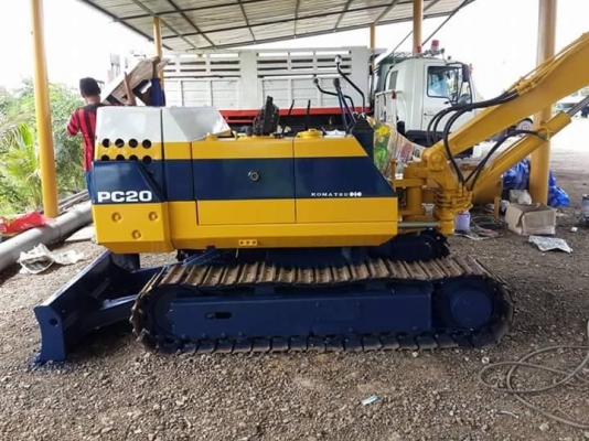 รถขุด KOMATSU PC20-6