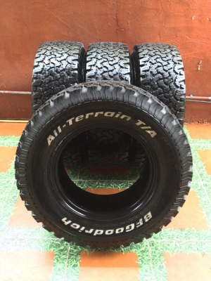 ขายยาง bf all 265/70/16 ปี 12 สวยๆครับ ขายยาง bf all 265/70/16 ปี 12 สวยๆครับ