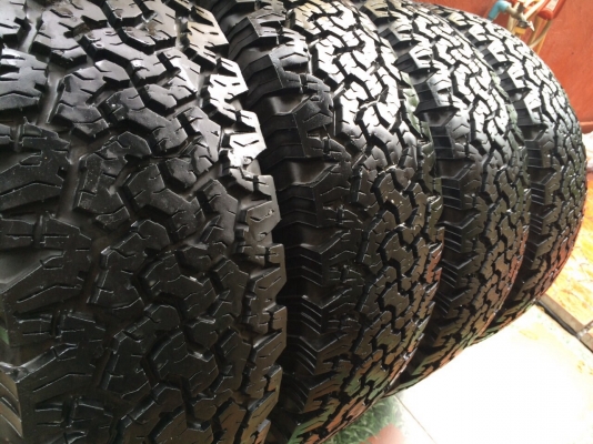 ขายยาง bf all 265/70/16 ปี 12 สวยๆครับ ขายยาง bf all 265/70/16 ปี 12 สวยๆครับ
