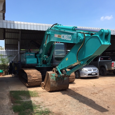 ขาย Kobelco SK200 Mark8 Yn12 ราคา 2,350,000 บาท ขาย Kobelco SK200 Mark8 Yn12 ราคา 2,350,000 บาท