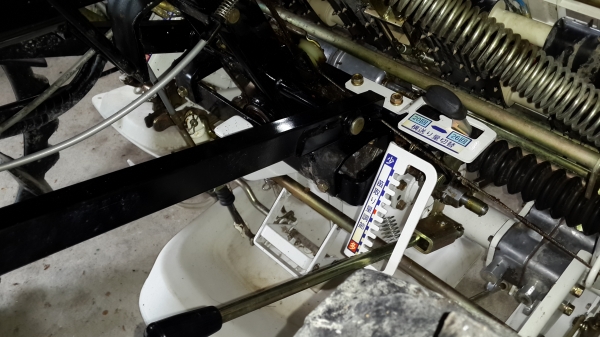 รถดำนา 4 แถว รหัสสินค้า O - 11 รถดำนา 4 แถว รหัสสินค้า O - 11