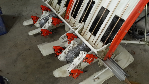 รถดำนา 4 แถว รหัสสินค้า O - 11 รถดำนา 4 แถว รหัสสินค้า O - 11