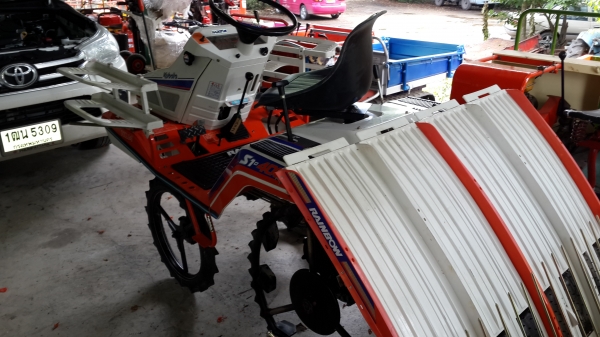 รถดำนา 4 แถว รหัสสินค้า O - 11 รถดำนา 4 แถว รหัสสินค้า O - 11