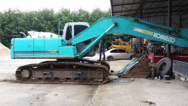 ขาย Kobelco SK200 MARK6 YN10 ราคา 1,750,000 บาท