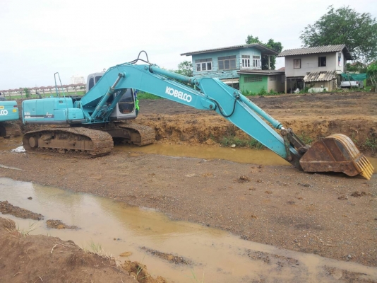 ขาย Kobelco SK200 MARK6 YN10 ราคา 1,650,000 บาท ขาย Kobelco SK200 MARK6 YN10 ราคา 1,650,000 บาท