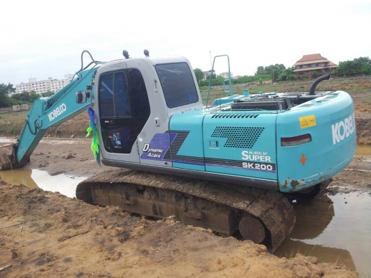 ขาย Kobelco SK200 MARK6 YN10 ราคา 1,650,000 บาท