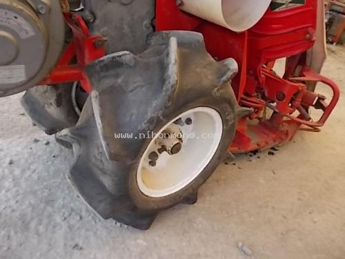 รถเกี่ยวข้าวเดินตาม YANMAR YB301 รหัสสินค้า : 80802709 Line ID: nihonmono หรือเพิ่มเติมไดที่ www.nihonmono.com รถเกี่ยวข้าวเดินตาม YANMAR YB301 รหัสสินค้า : 80802709 Line ID: nihonmono หรือเพิ่มเติมไดที่ www.nihonmono.com