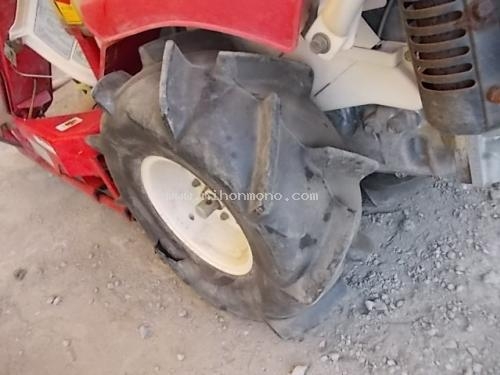 รถเกี่ยวข้าวเดินตาม   YANMAR   YB302   รหัสสินค้า : 80802710  Line ID: nihonmono  หรือเพิ่มเติมไดที่ www.nihonmono.com