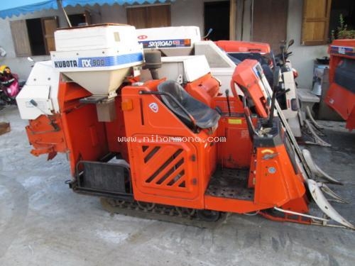 รถเกี่ยวข้าวนั่งขับ    KUBOTA  RX900 รหัสสินค้า : 13001482  Line ID: nihonmono  หรือเพิ่มเติมไดที่ www.nihonmono.com