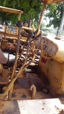 ขายรถแทรคเตอร์ CAT D4D ตีนตะขาบ 2 คัน ราคา 400000