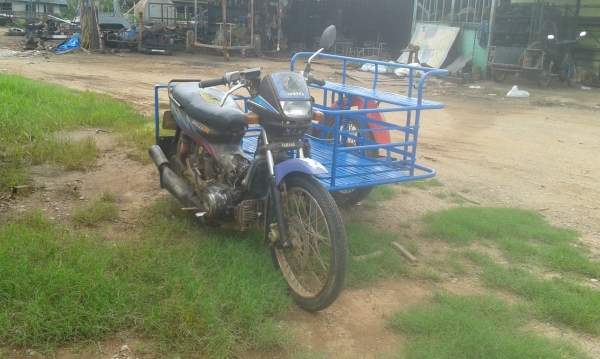 ขายรถมอเตอร์ไซค์พร้อมพ่วงข้าง ถูกๆ!! โทร 081-0745778