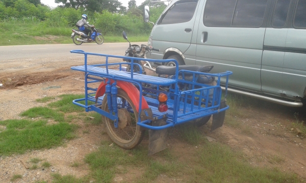 ขายรถมอเตอร์ไซค์พร้อมพ่วงข้าง ถูกๆ!! โทร 081-0745778