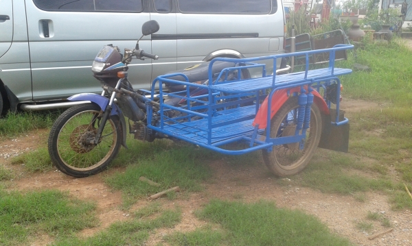 ขายรถมอเตอร์ไซค์พร้อมพ่วงข้าง ถูกๆ!! โทร 081-0745778