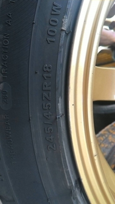 ล้อพร้อมยางขอบ 18"สีทองก้านยก