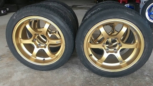 ล้อพร้อมยางขอบ 18"สีทองก้านยก