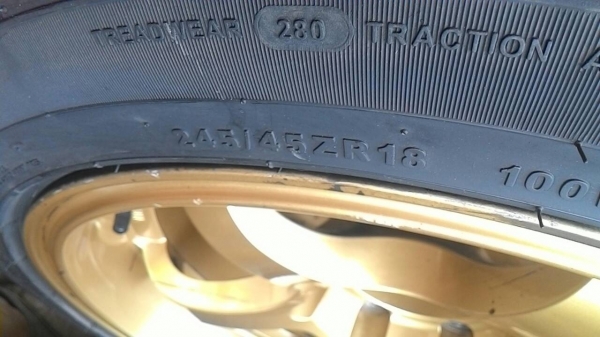 ล้อพร้อมยางขอบ 18"สีทองก้านยก