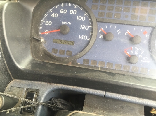 ขายด่วนครับ หัวลาก HINO 330  ปี 51 พร้อม หางพื้นเรียบ 3 เพลา ST รถสวยครับ พร้อมใช้งาน เลยครับ