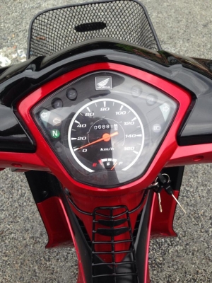 ขายดาวน์ รถสภาพ99เปอร์เซ็น HONDA WAVEI110 วิ้งน้อยมากครับ