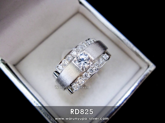 แหวนเพชรผู้ชาย