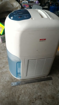 เครื่องฟอกและปรับปรุงคุณภาพอากาศ ZOJIRUSHI รุ่น ZEOLITE ทำให้ห้องสดชื่นขึ้น ไม่แห้งด้วยการเพิ่มความชื่นได้